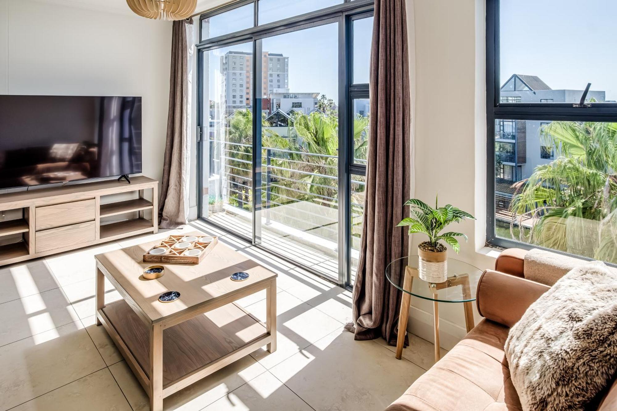 Belina - Quayside Canal View Apartment
